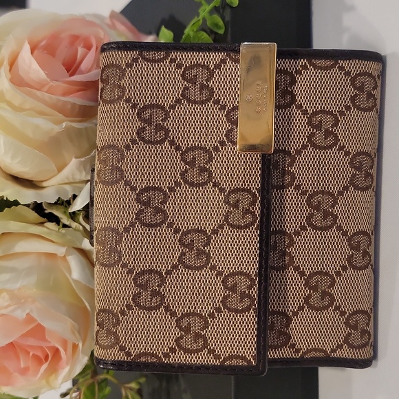 Authentic Gucci wallet - Picture 1 of 11